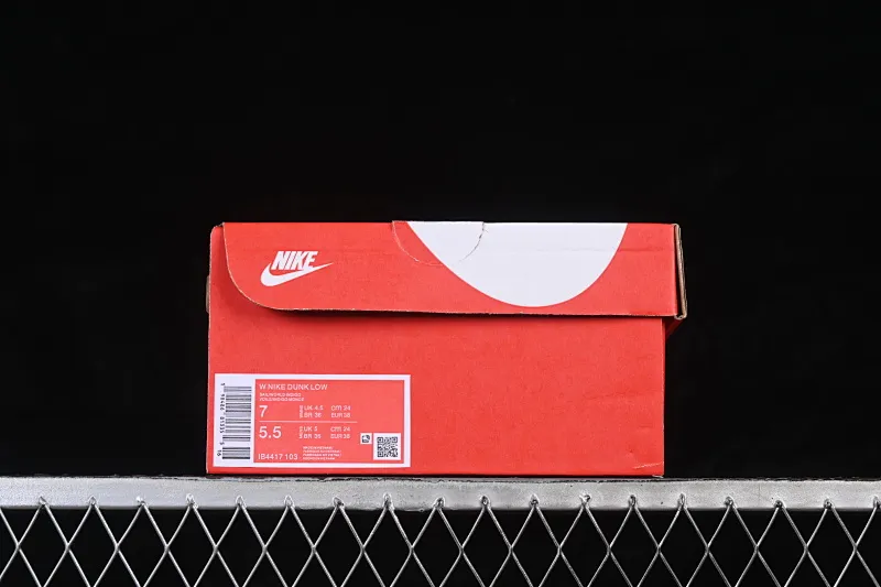 All Categories Nk SB Dunk Series Nk SB Dunk Low Low-top sneakers Nike SB Dunk Low Year of the Horse Blue and White Low-top casual sneakers IB4417-103